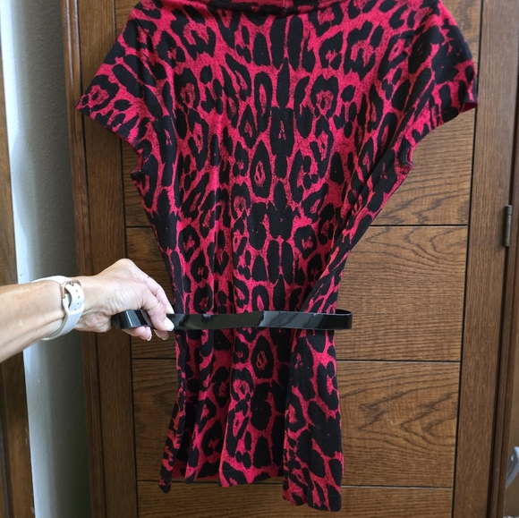 Like new INC petite red leopard belted top. - Picture 5 of 5